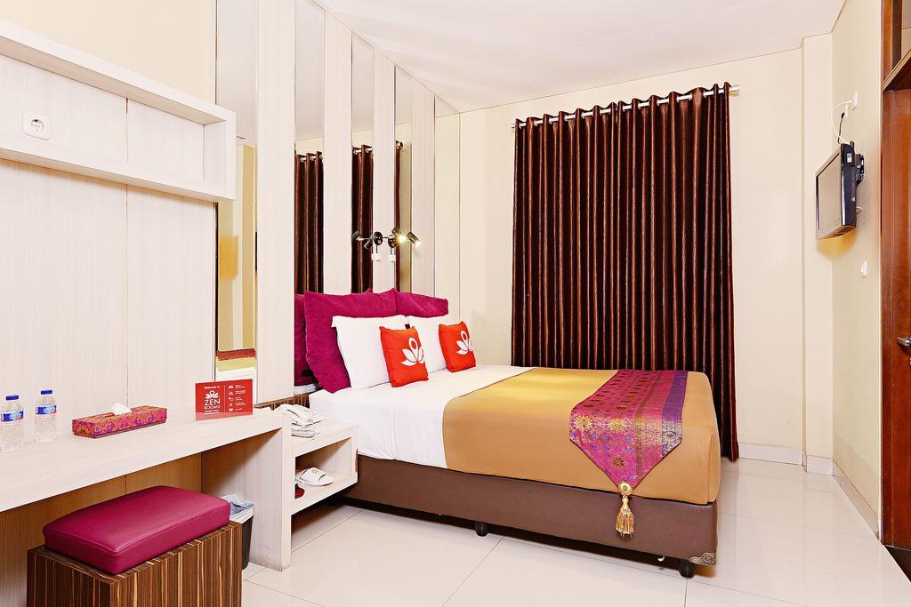 Zen Rooms Riau Natuna Бандунг Экстерьер фото